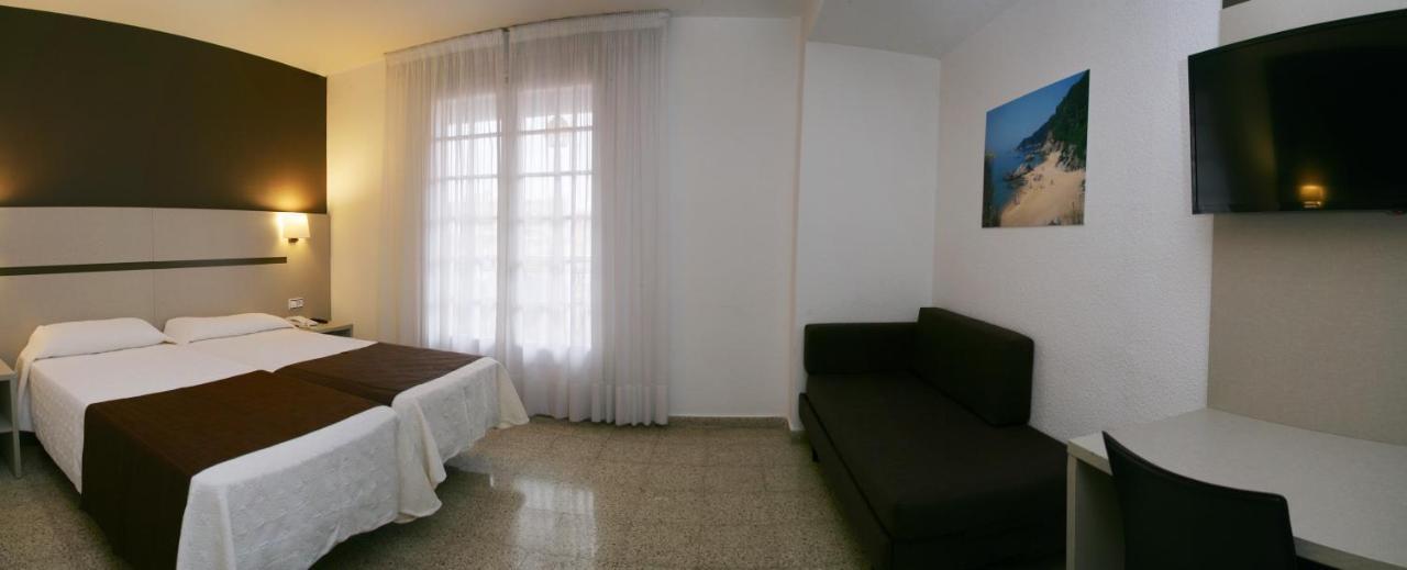 Hotel La Carolina Λορέτ Ντε Μαρ Εξωτερικό φωτογραφία